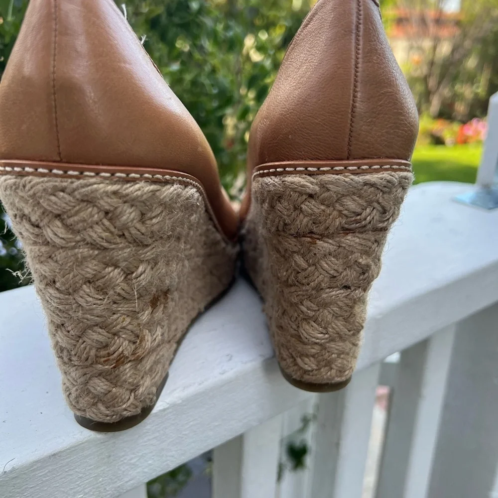 Banana Republic Tan Leather Wedge Peep-Toe